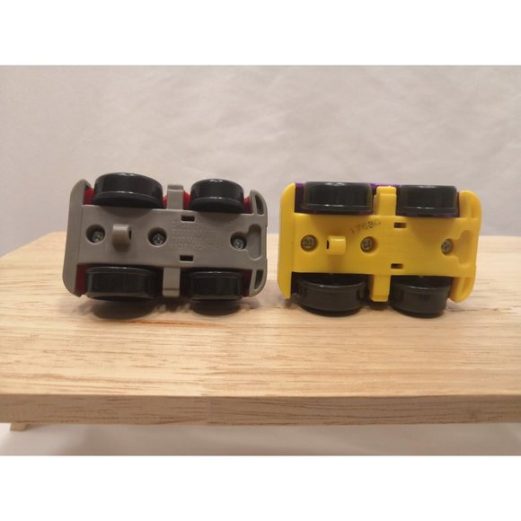 Lot of 2 Fisher Price Little People Wheelies Cars Girl and Boy 2016 - Picture 5 of 5